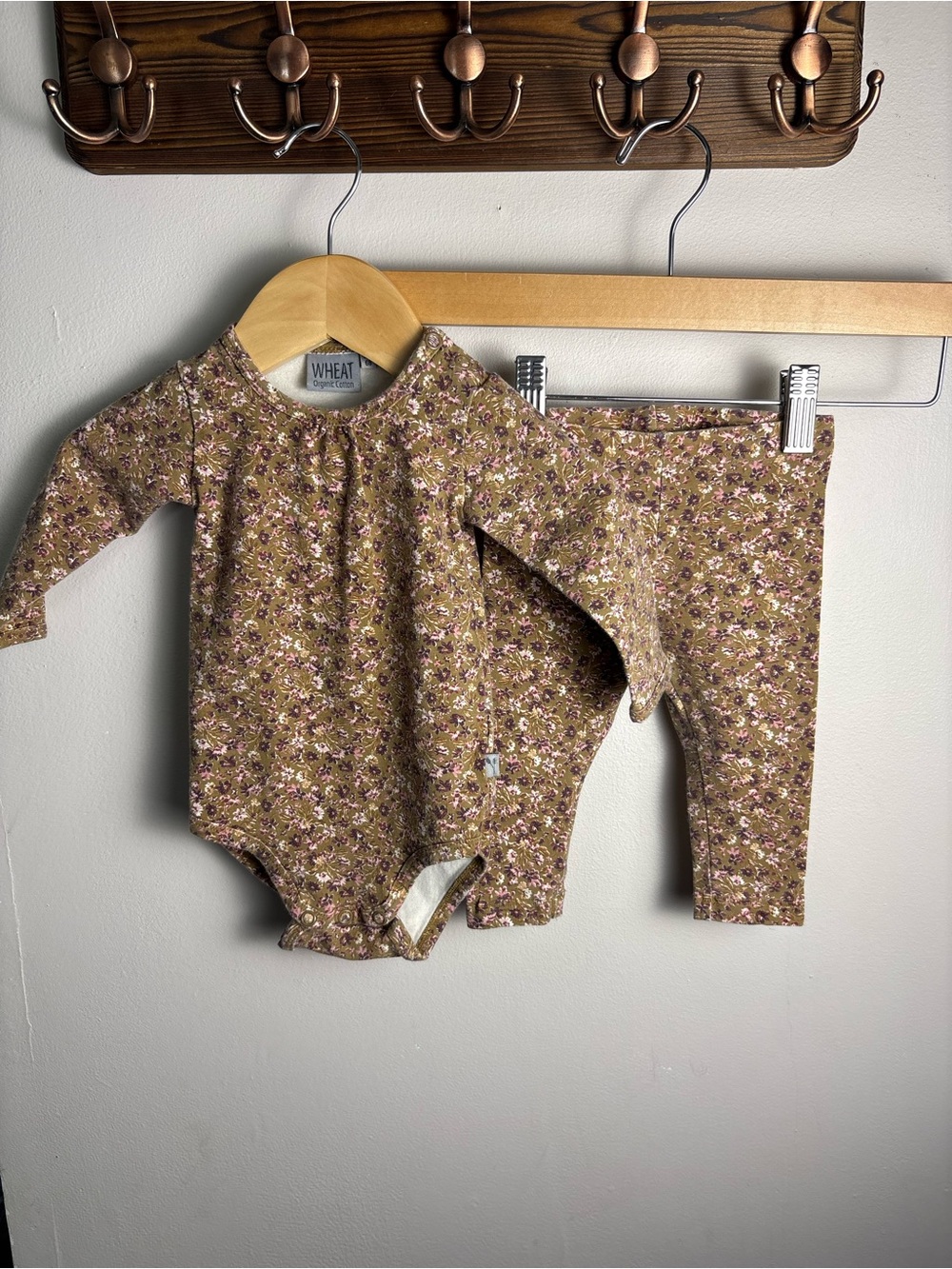 Wheat Kids Floral Matching Set - Long Sleeve Bodysuit & Leggings 6 Months